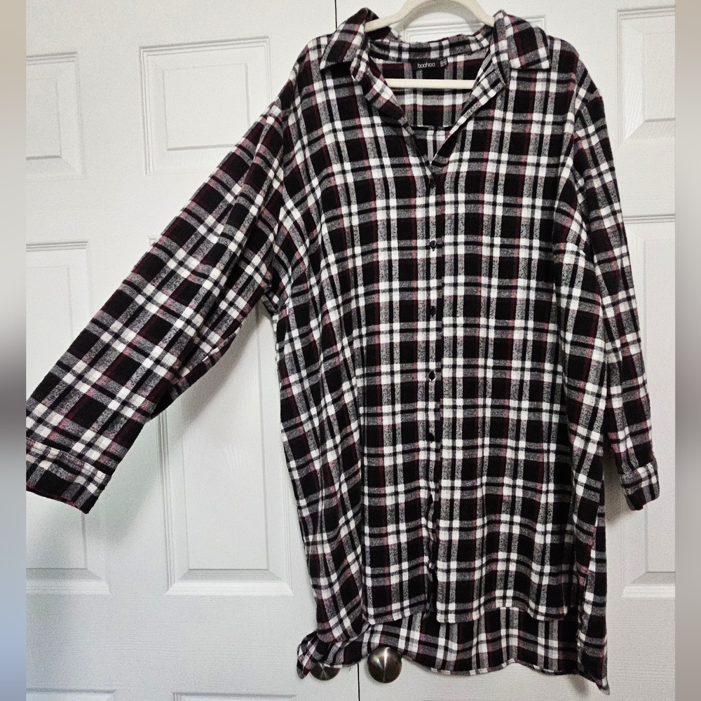 Boohoo plus checkered flannel oversized shirt dress size 18